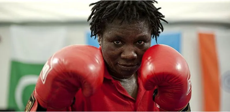 Two Nigerian boxers in an amateur bout